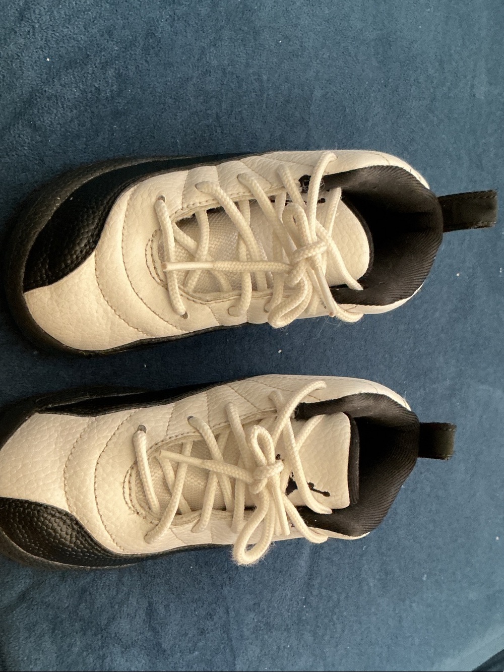 Nike Kids White and Black Low-Top Sneakers